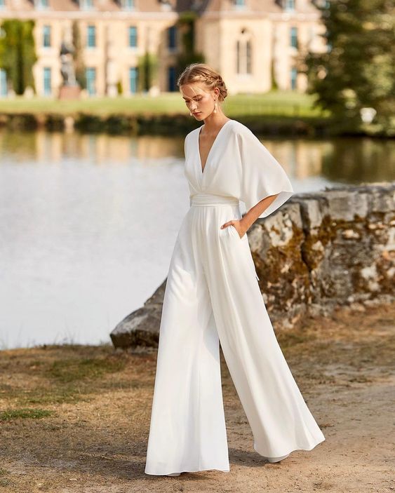 Women's Wide-Leg Evening Jumpsuit with Sleeveless V-Neck