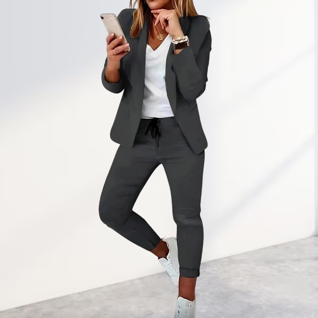 Women's Refined Blazer and Trouser Two-Piece Set