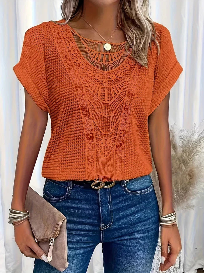 Women's Elegant Lace Blouse with Refined Detail and Feminine Fit