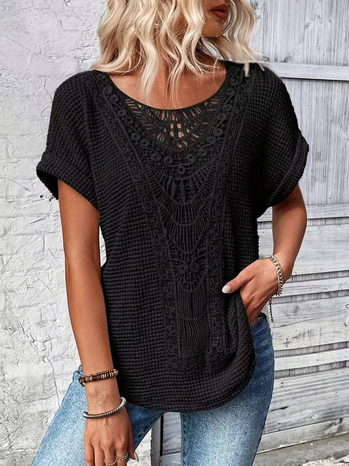 Women's Elegant Lace Blouse with Refined Detail and Feminine Fit
