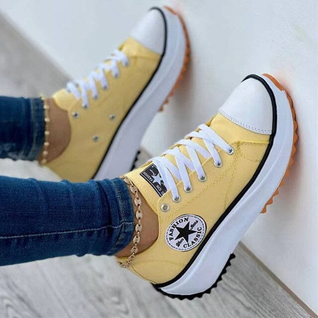 Women's Sports Shoes with Contoured Insole
