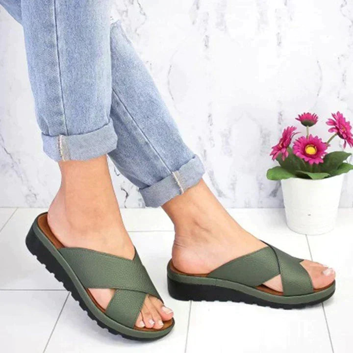 Women's Summer Sandals in an Orthopaedic Style