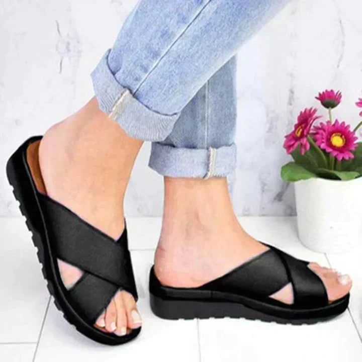Women's Summer Sandals in an Orthopaedic Style