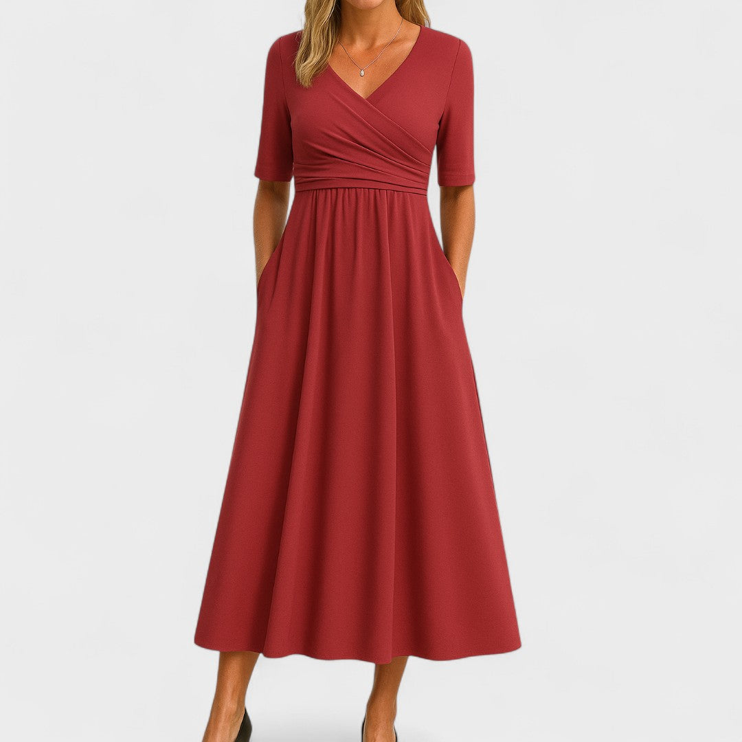 Midi Dress with a Sweetheart Neckline and Elegant Finish