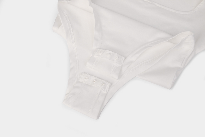 Scoop-Neck Shaping Bodysuit with Tummy Control
