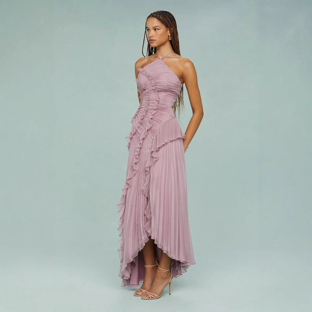 Elegant Ruffle Dress with a Feminine Cut