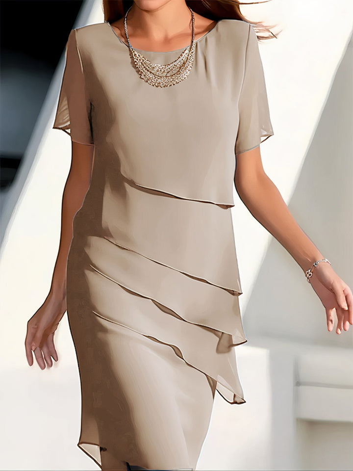 Layered Chiffon Maxi Dress with a Relaxed Cut