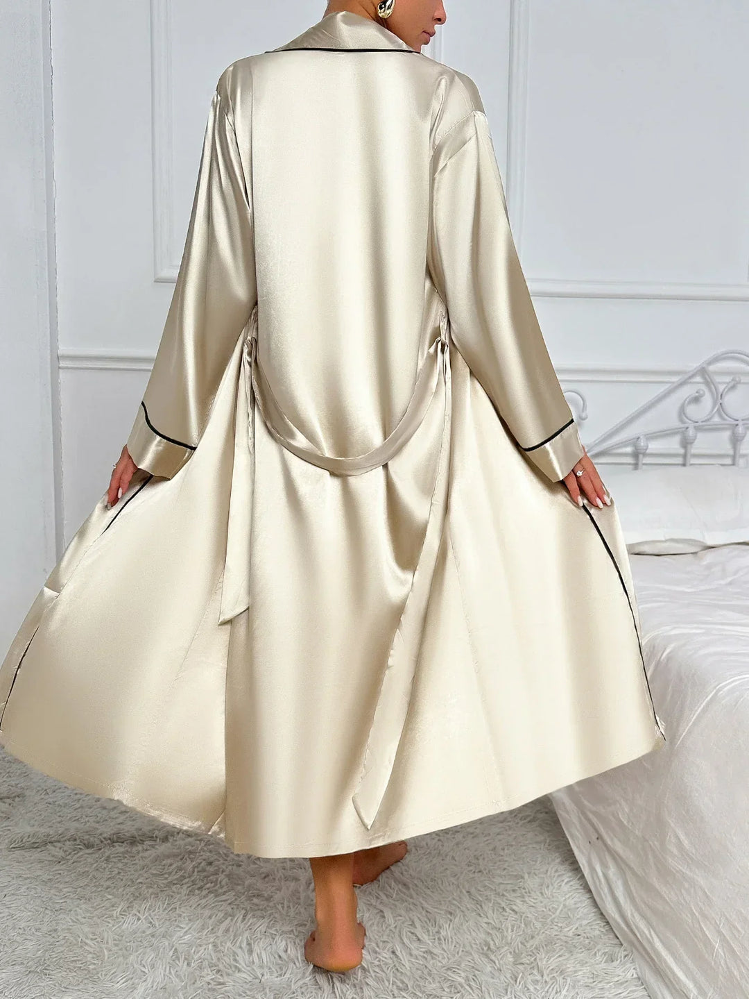 Women's Two-Piece Nightgown and Robe Pyjama Set