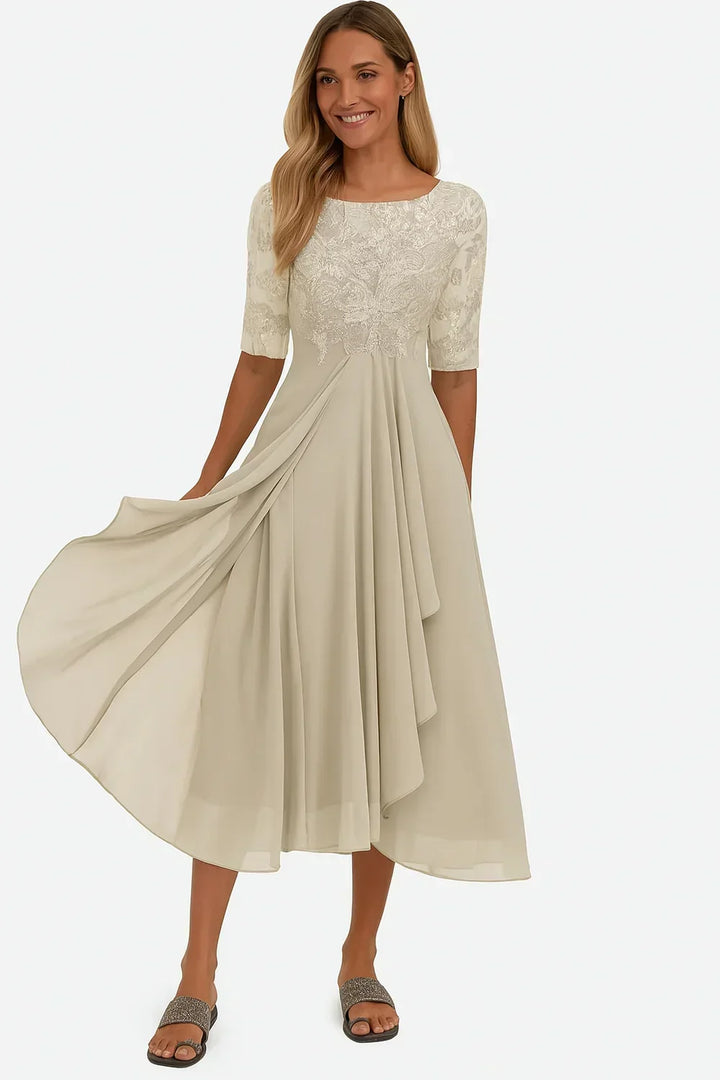 Lace and Chiffon Midi Dress with Short Sleeves and Flared Hem