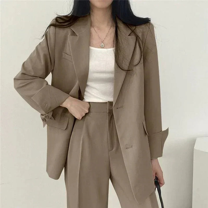 Women's Tailored Suit Set with Long Blazer and Matching Trousers