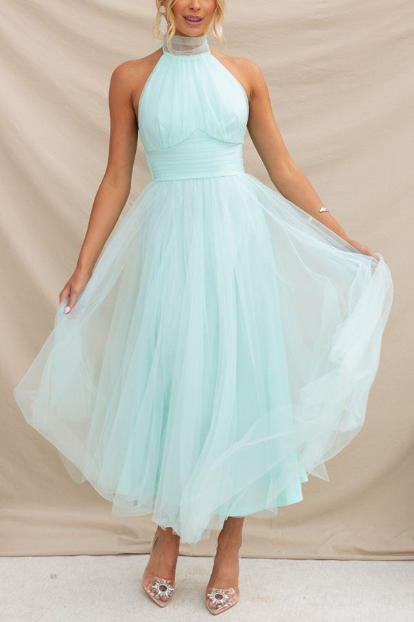 Fluid Maxi Dress with a Classic, Graceful Design