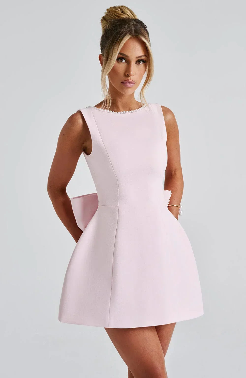 Women's Short Dress with Oversized Bow at the Back
