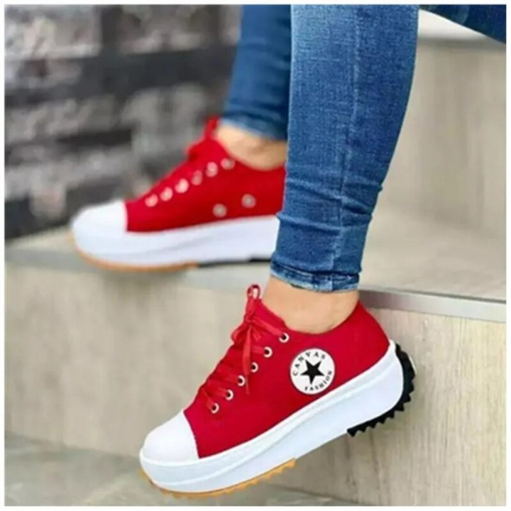 Women's Sports Shoes with Contoured Insole